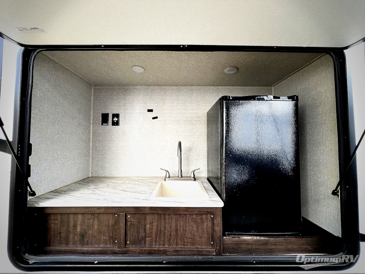 2023 Shasta Phoenix 367BH Photo 34