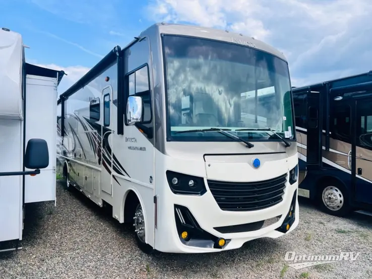 2020 Holiday Rambler Invicta 34MB RV Photo 1