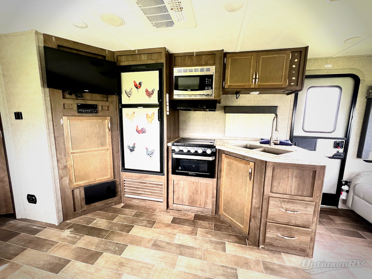 2019 Dutchmen Coleman Light 2605RL Photo 8