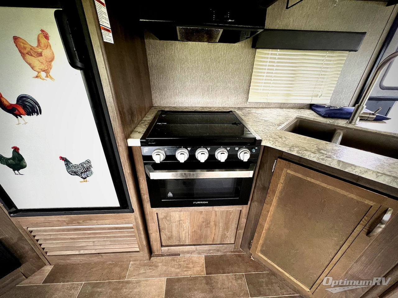 2019 Dutchmen Coleman Light 2605RL Photo 10