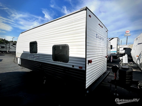 2025 Gulf Stream Enlighten 17BH RV Photo 2