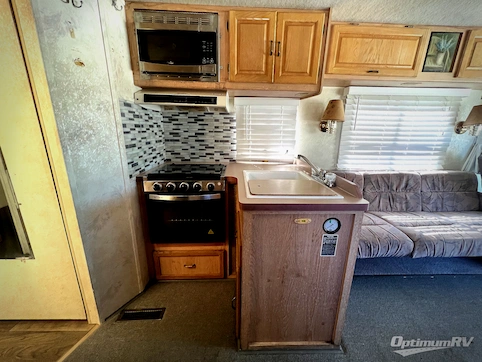 1992 Georgie Boy Georgie Boy 3190 RV Photo 4