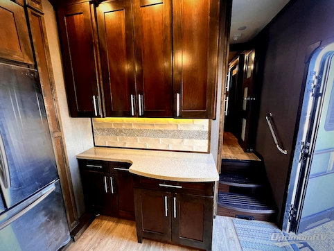 2018 VanLeigh Vilano 365RL RV Photo 2