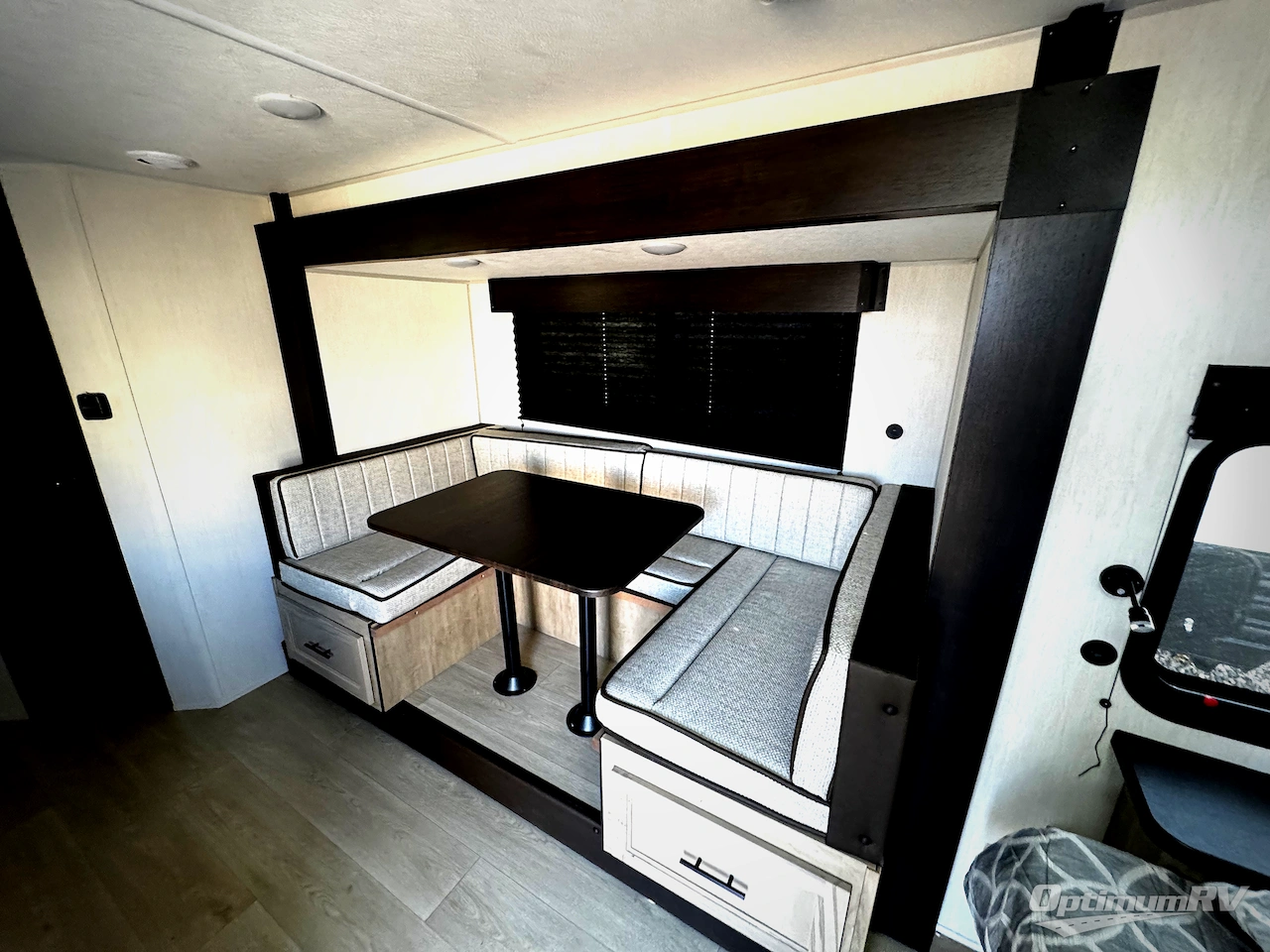 2026 Forest River Cherokee Wolf Pup Black Label 17JWBL Photo 4