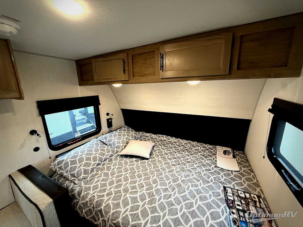 2026 Forest River Cherokee Wolf Pup Black Label 16BHSBL Photo 15