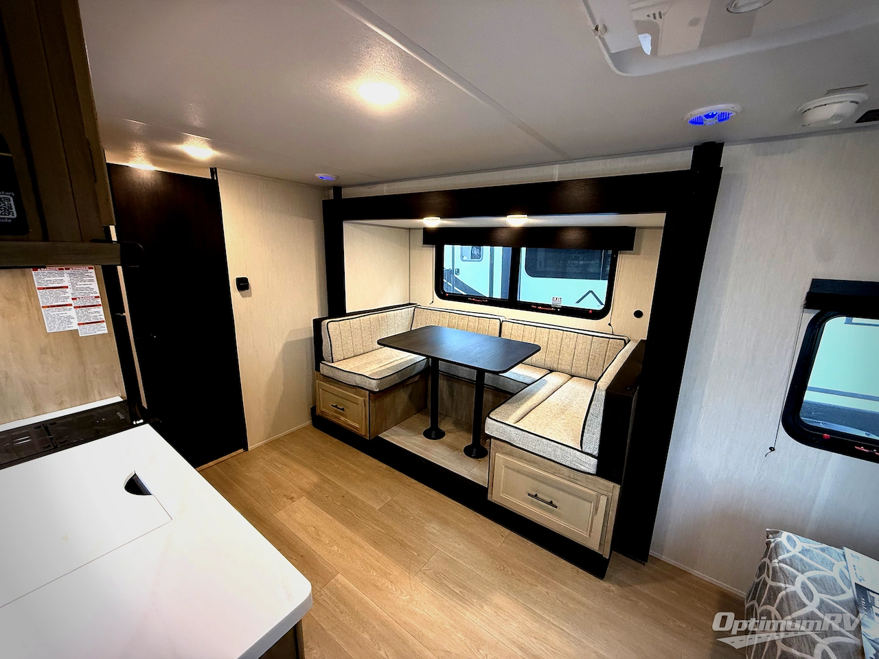 2026 Forest River Cherokee Wolf Pup Black Label 16KHWBL Photo 4