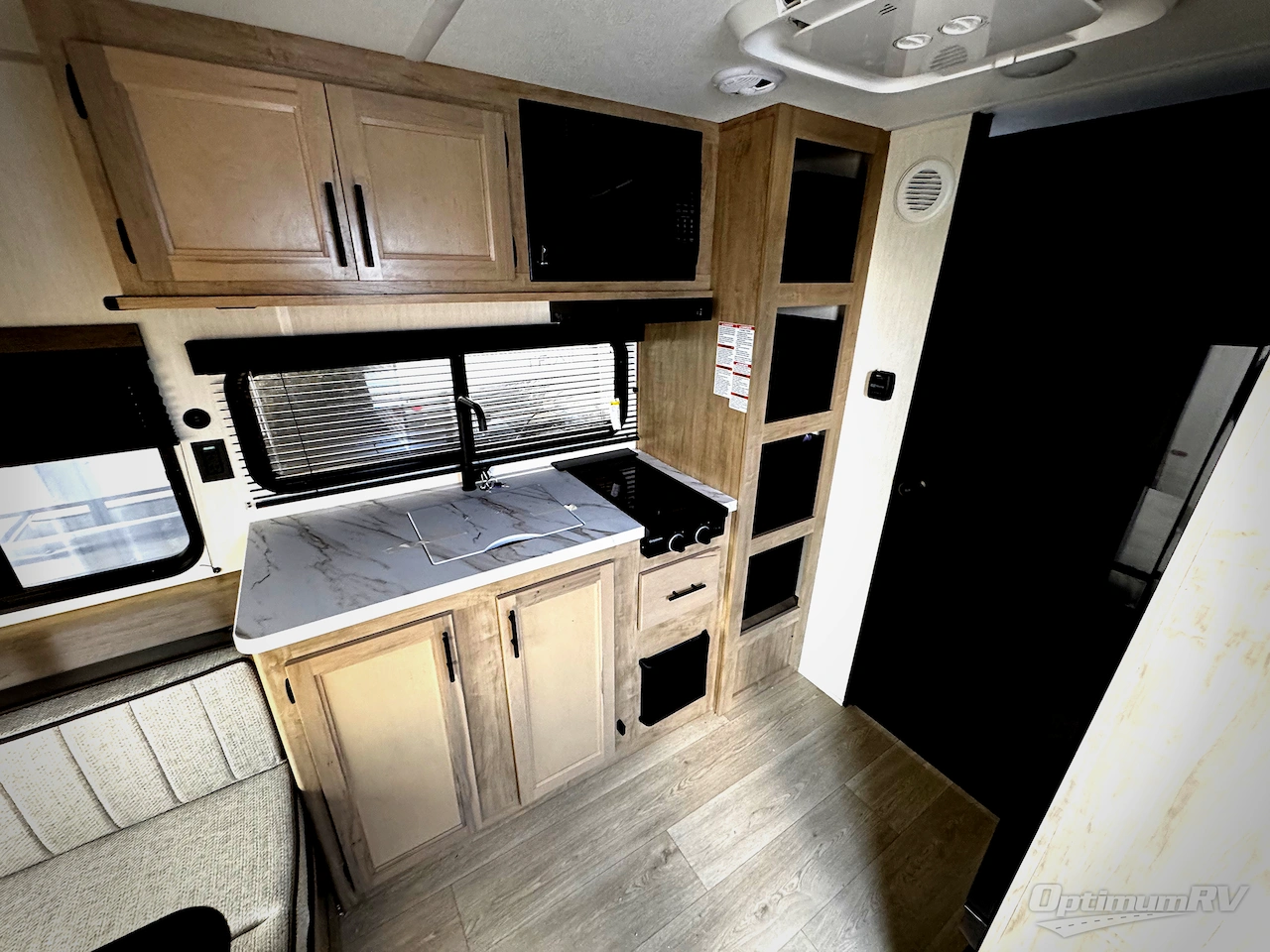 2026 Forest River Cherokee Wolf Pup 16CM Photo 3