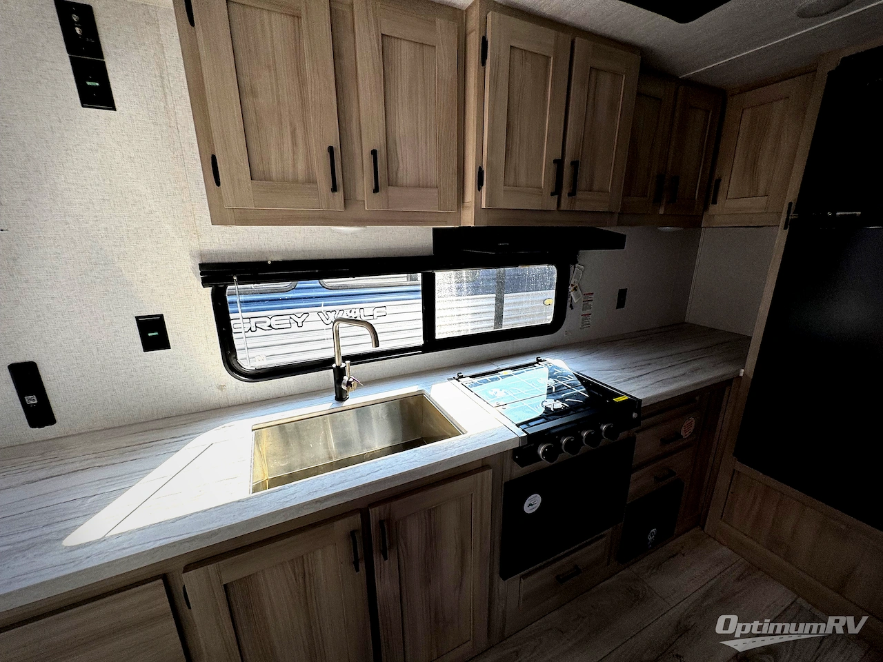 2024 East To West Silver Lake 1800RB Photo 6