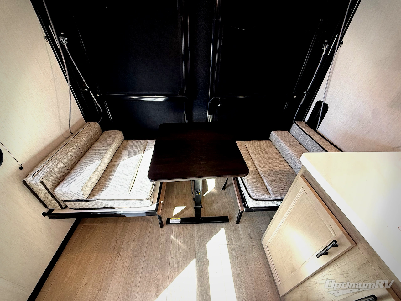 2026 Forest River Cherokee Wolf Pup Black Label 18RJBWBL Photo 11