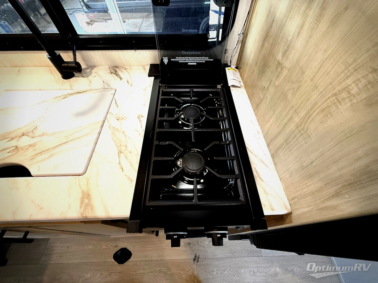 2026 Forest River Cherokee Wolf Pup 18RJBW Photo 8