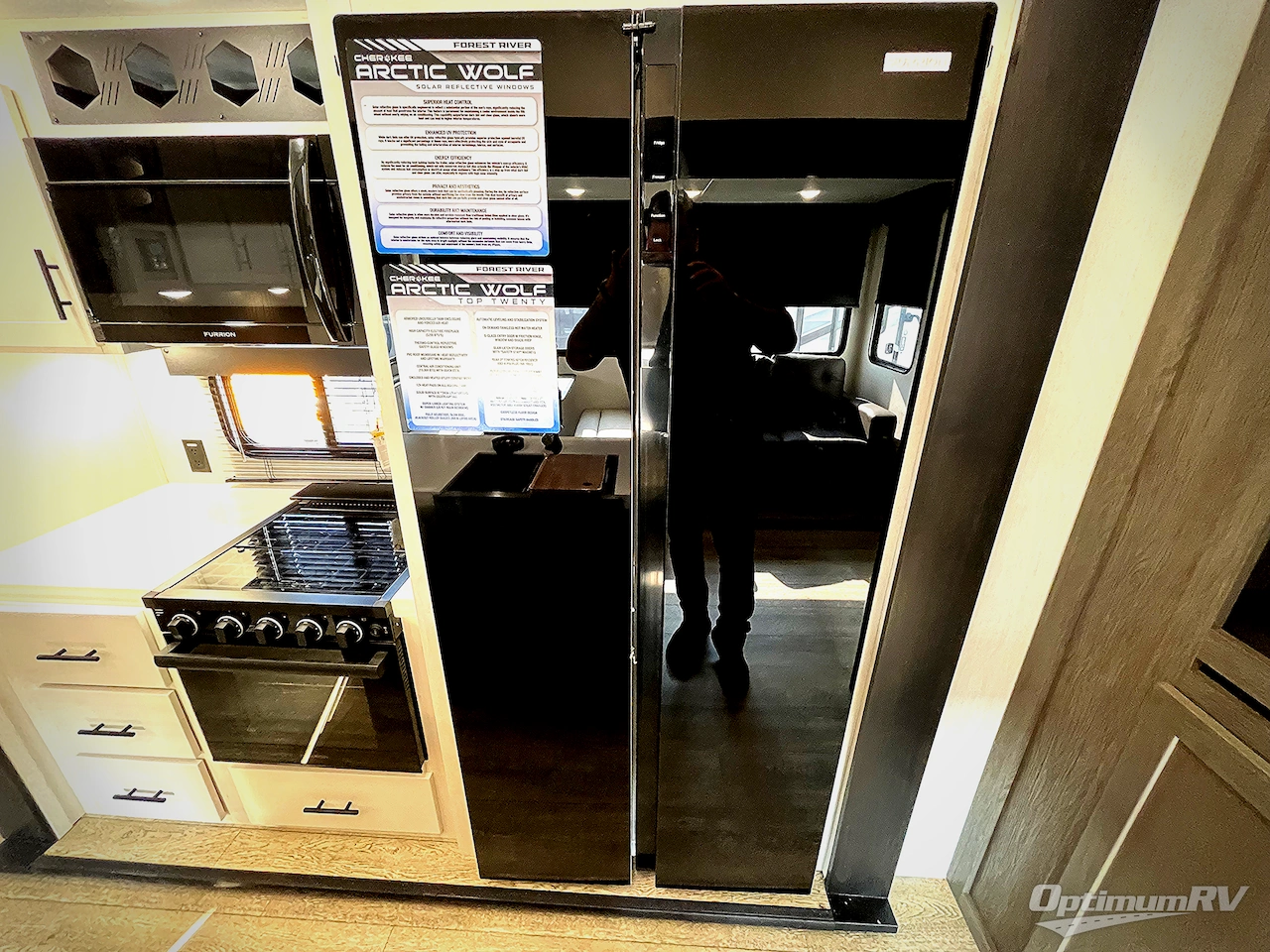 2025 Forest River Cherokee Arctic Wolf Suite 3750SUITE Photo 16