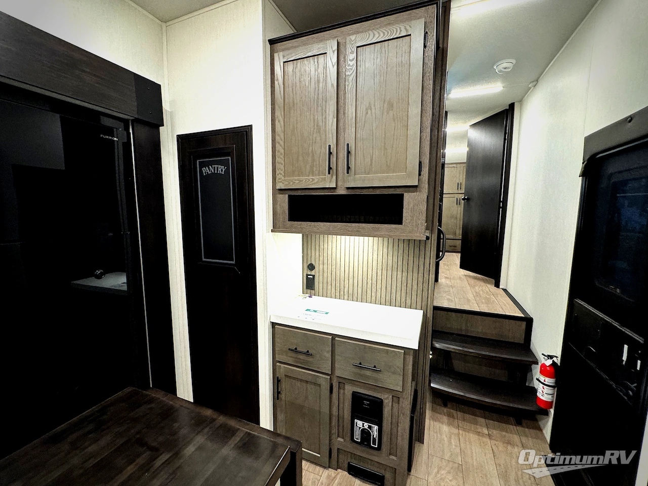 2026 Forest River Cherokee Arctic Wolf 38DST Photo 14