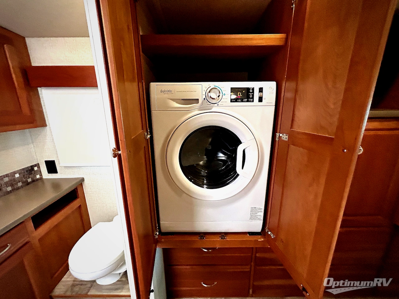 2017 Winnebago Vista LX 35F Photo 18