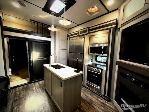 2023 Keystone Fuzion 357 RV Photo 3