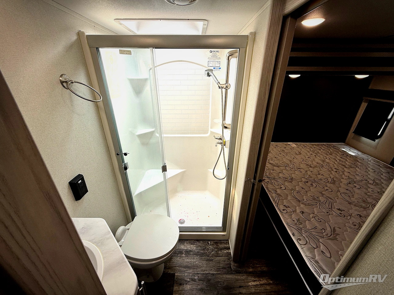 2023 Keystone Fuzion 357 Photo 7