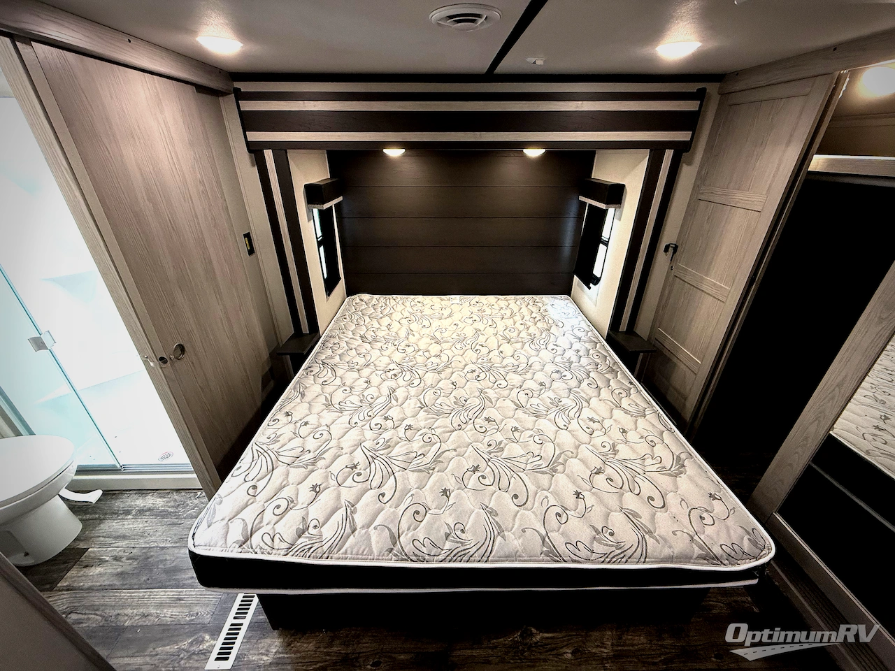 2023 Keystone Fuzion 357 Photo 9