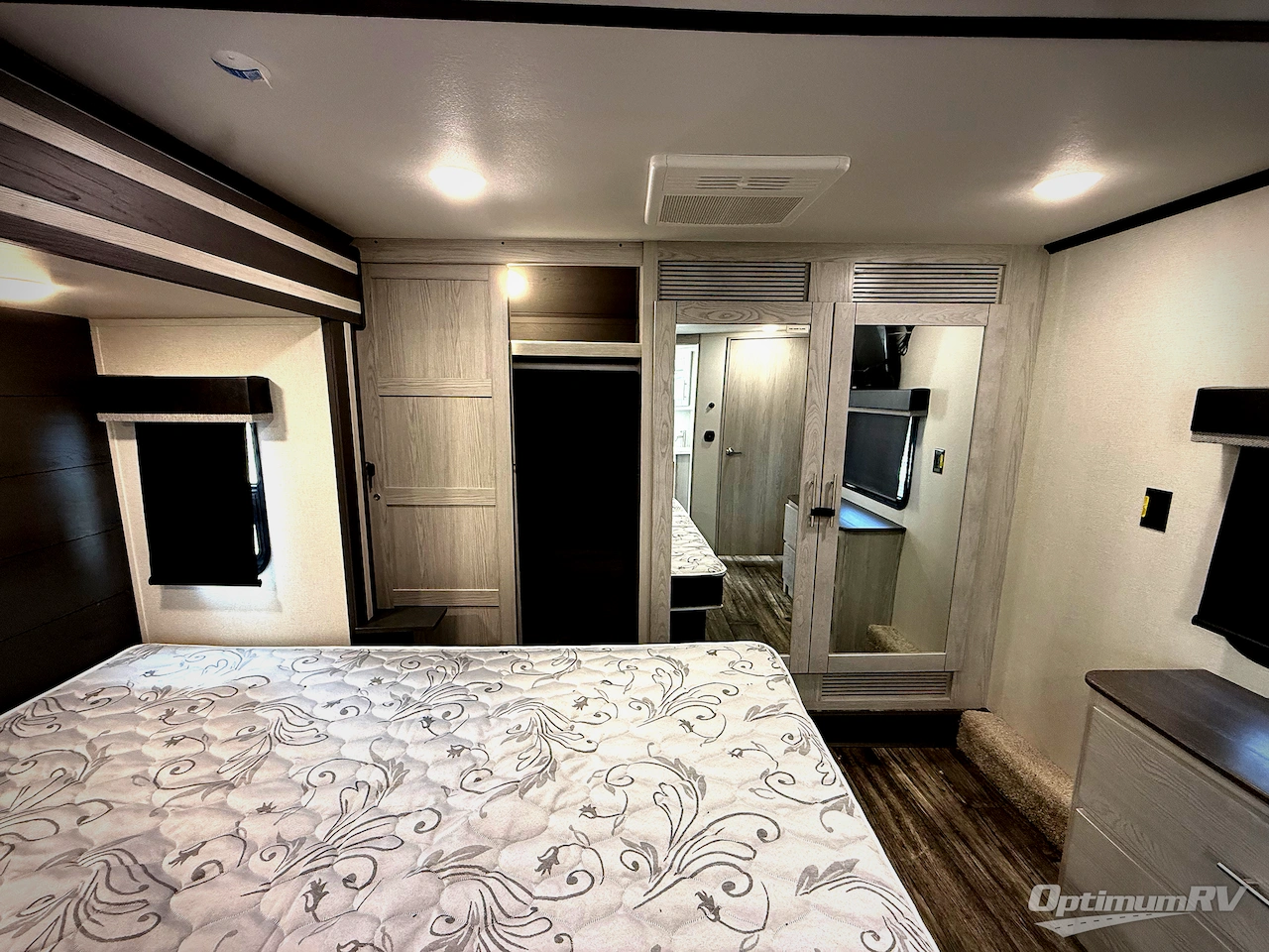 2023 Keystone Fuzion 357 Photo 11