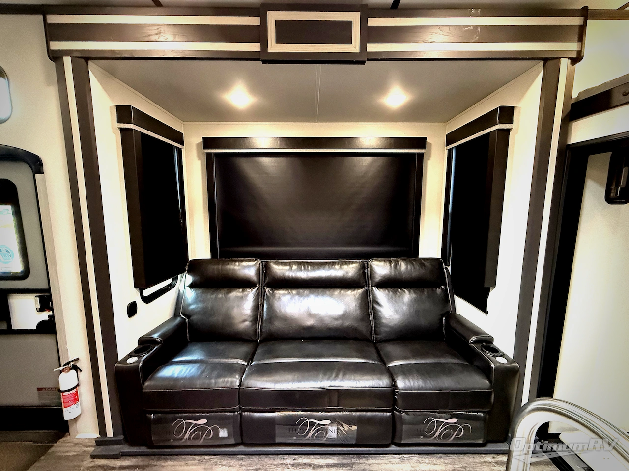 2023 Keystone Fuzion 357 Photo 19