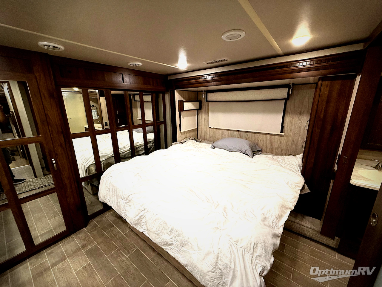 2019 Palomino Columbus F389FL Photo 15