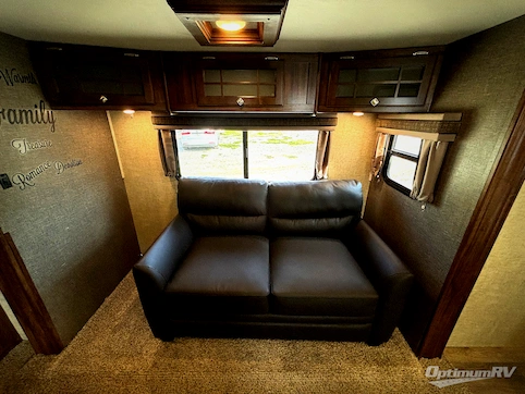 2016 Heartland North Trail 21FBS RV Photo 3