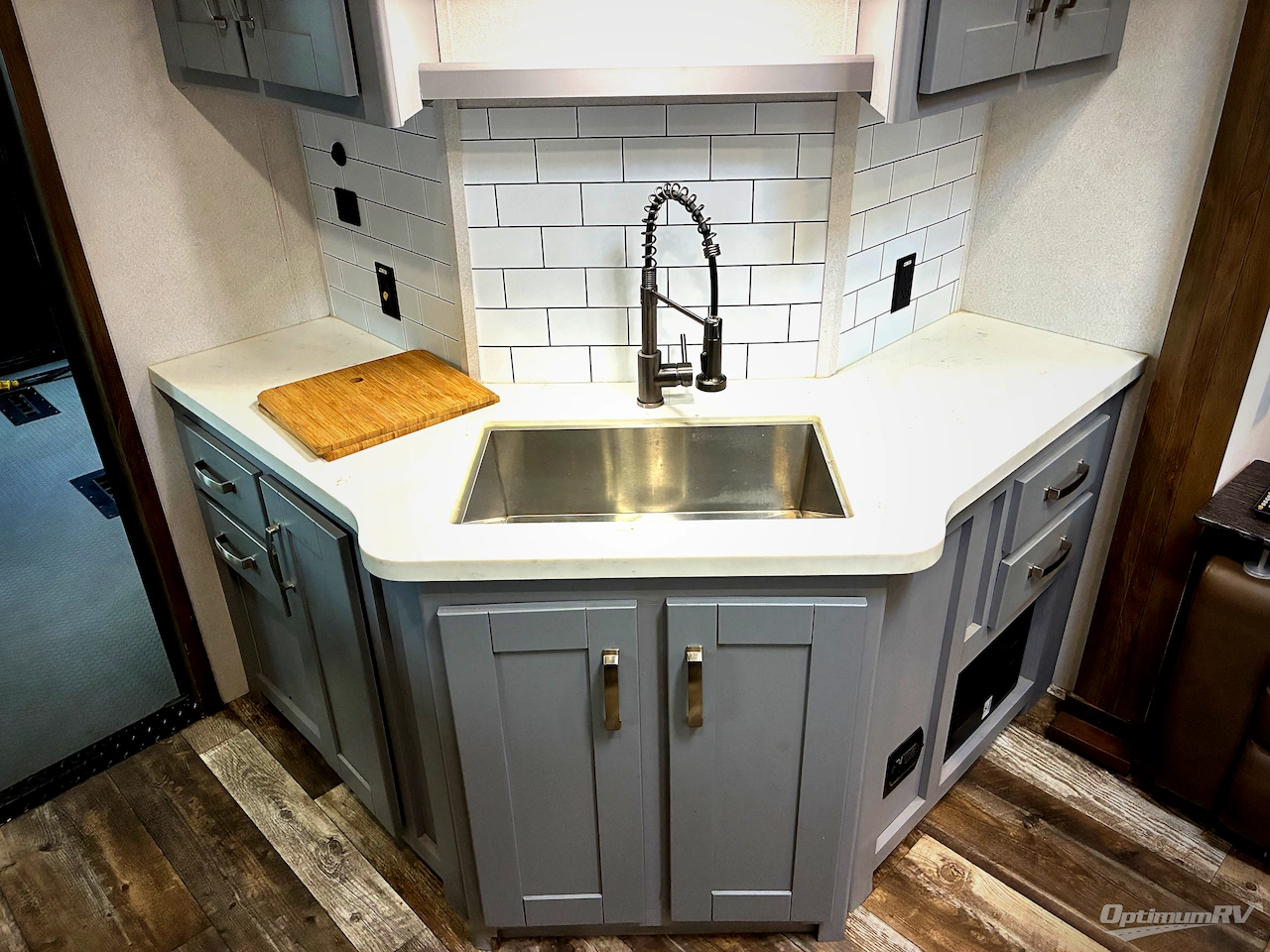 2021 Keystone Fuzion 379 Photo 11