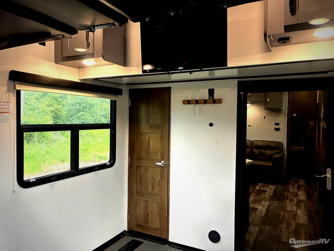 2021 Keystone Fuzion 379 Photo 14