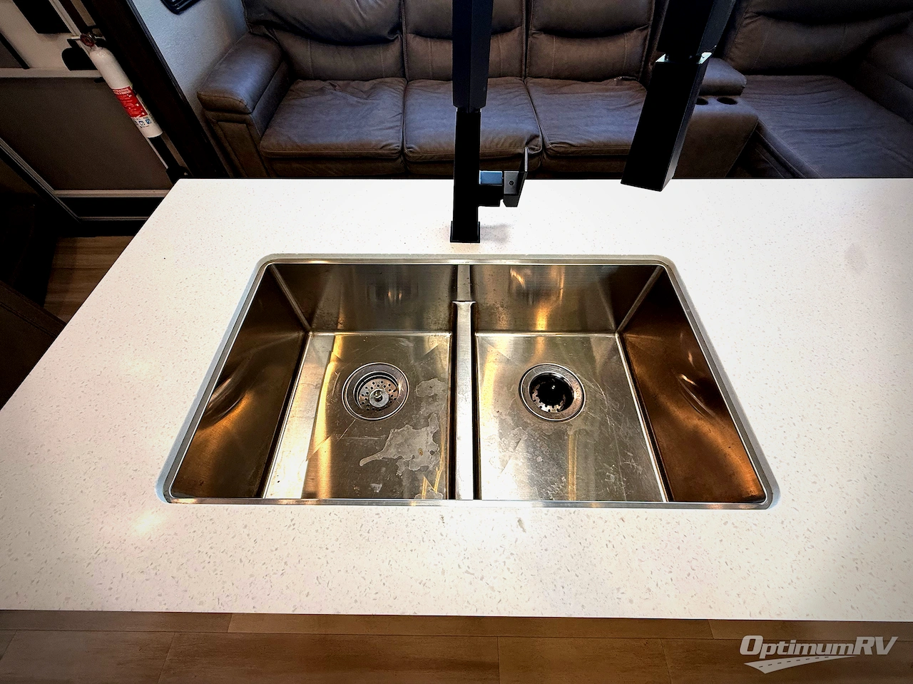 2022 Grand Design Solitude S-Class 3740BH Photo 10
