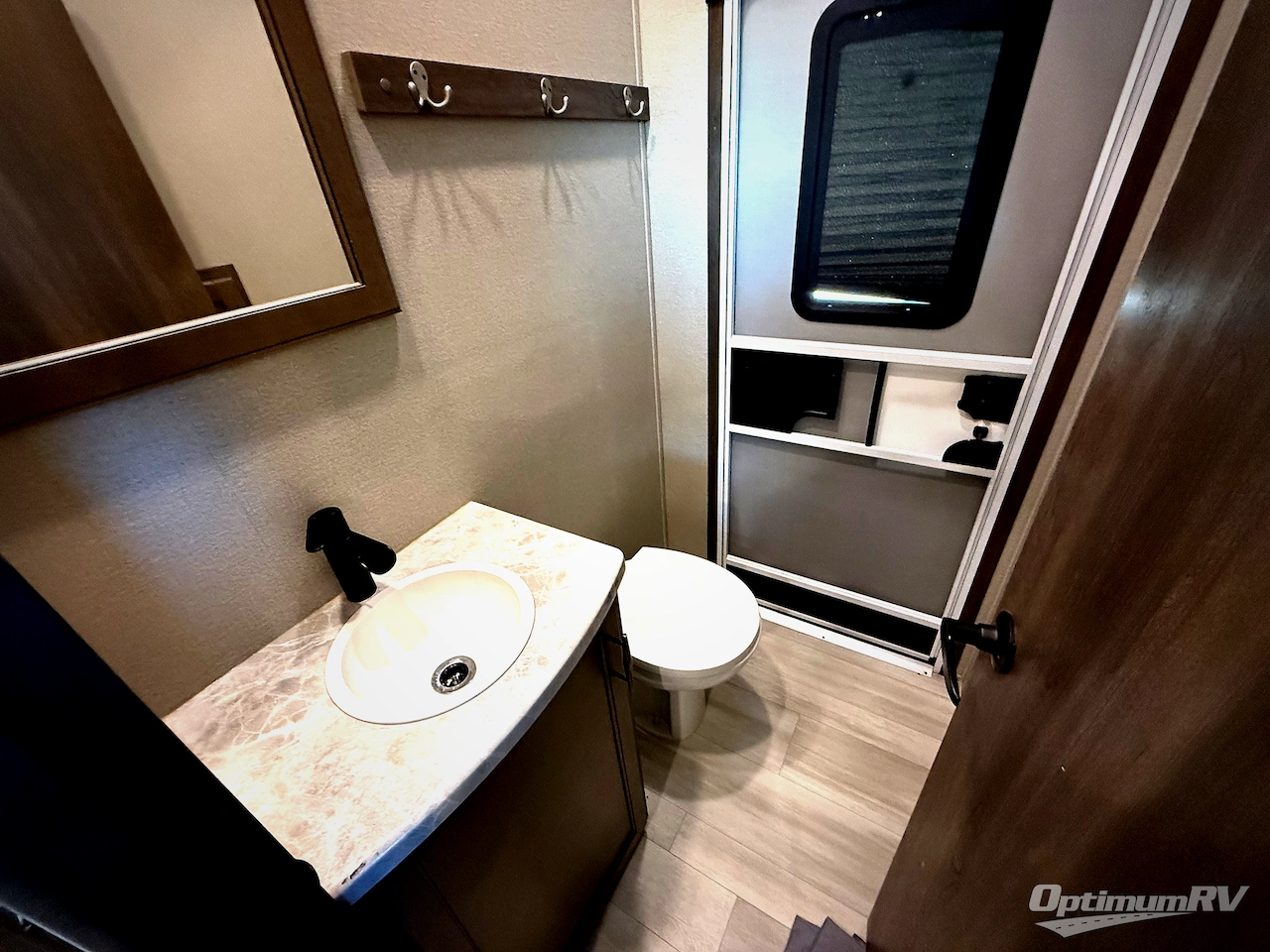 2022 Grand Design Solitude S-Class 3740BH Photo 16