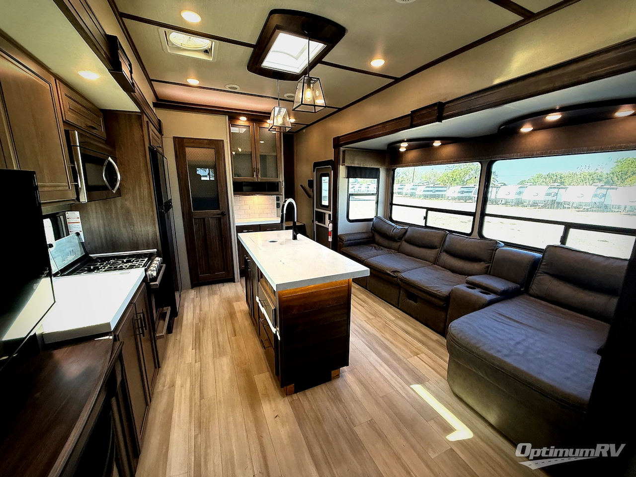 2022 Grand Design Solitude S-Class 3740BH Photo 18