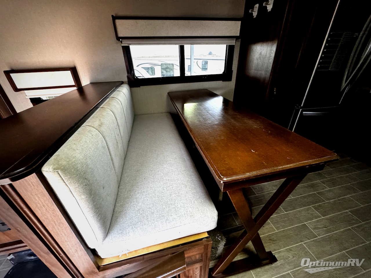 2019 Palomino Columbus 1492 386FK Photo 7