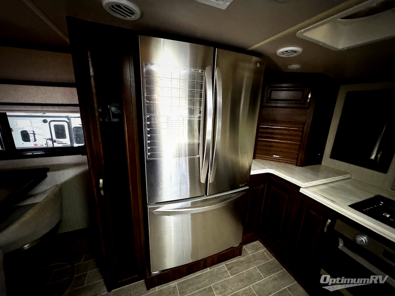 2019 Palomino Columbus 1492 386FK Photo 9