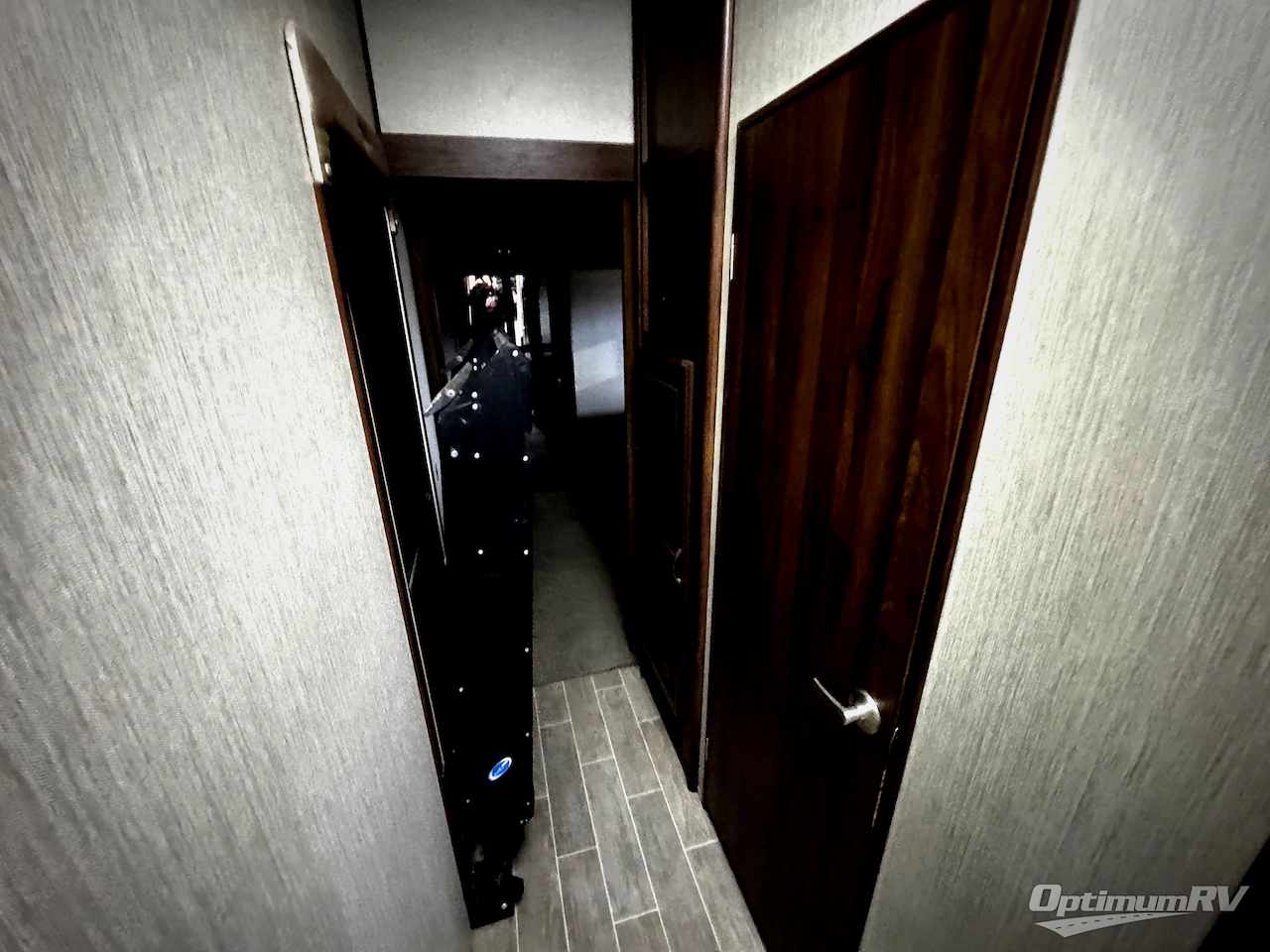 2019 Palomino Columbus 1492 386FK Photo 19