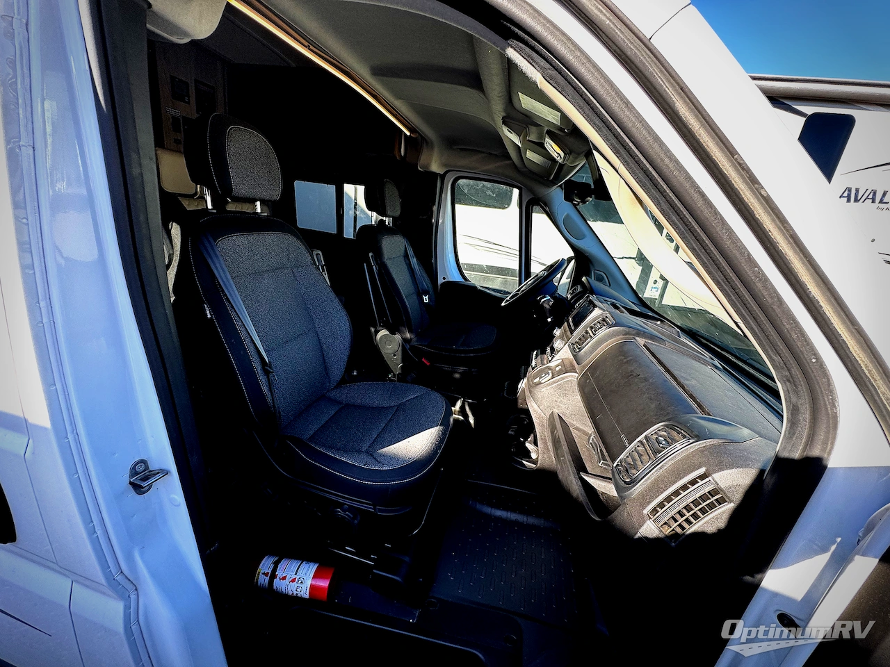 2024 Winnebago Solis 59PX Photo 3