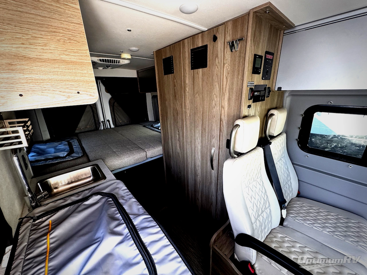 2024 Winnebago Solis 59PX Photo 7