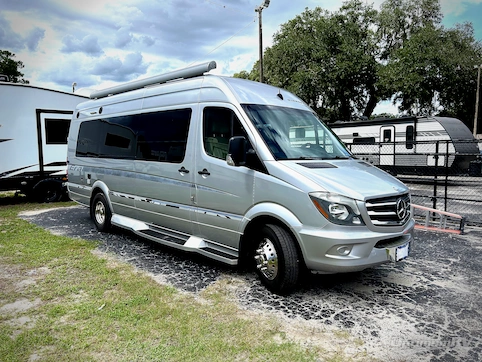 Used 2014 Winnebago Era 170A Featured Photo
