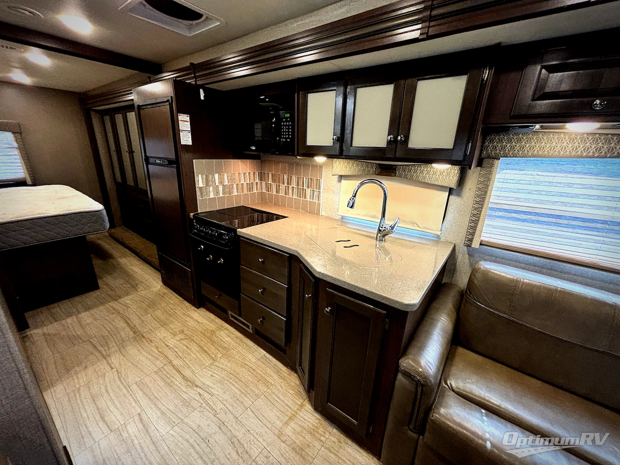 2020 Thor Windsport 29M Photo 13