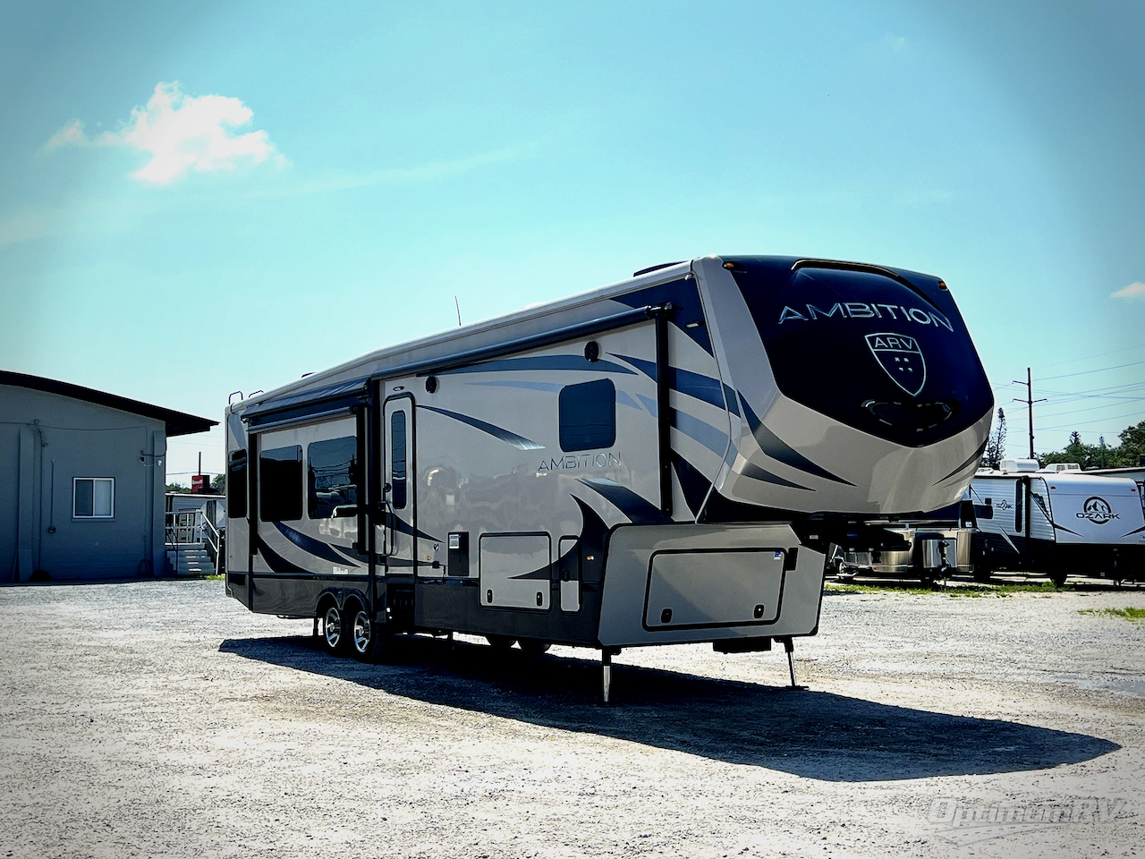 2017 Augusta RV Ambition AB-38RL Photo 1