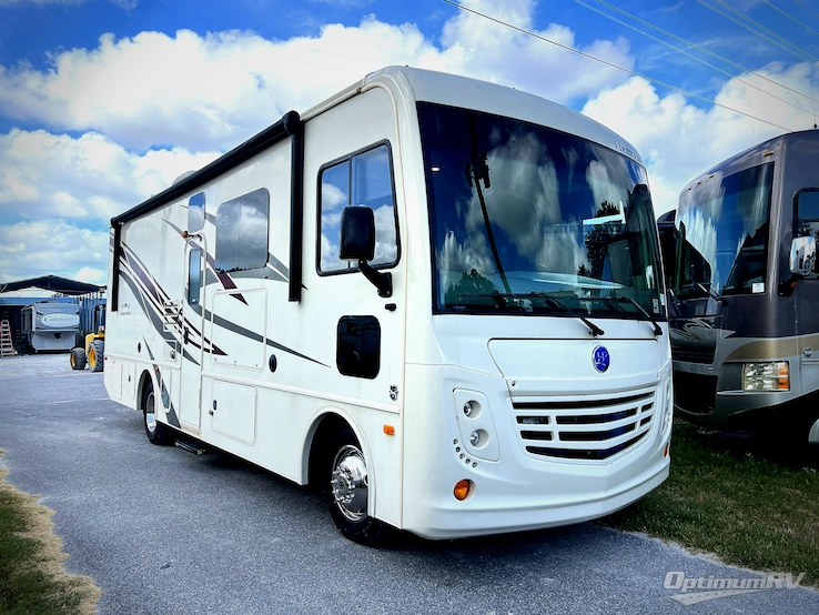 2018 Holiday Rambler Admiral 28A RV Photo 1