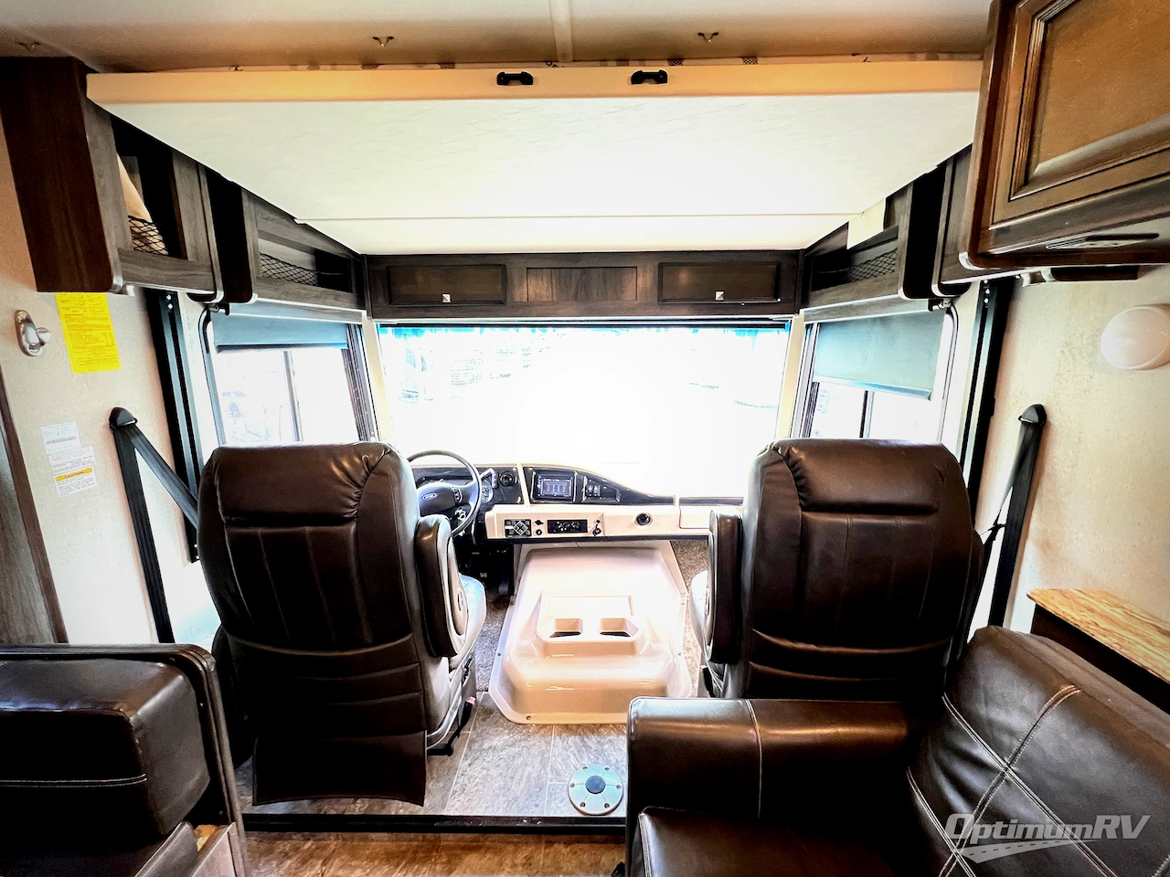 2018 Holiday Rambler Admiral 28A Photo 6