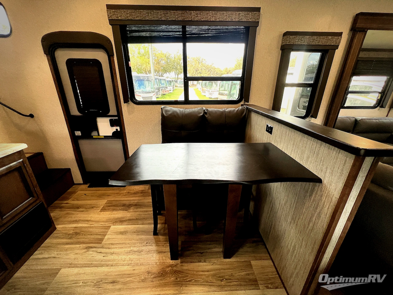 2021 KZ Durango Half-Ton D290RLT Photo 12