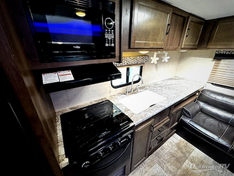 2017 KZ Connect C241RLK RV Photo 3