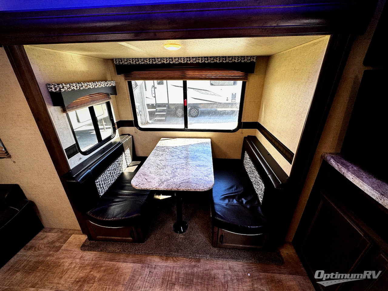 2017 KZ Connect C241RLK Photo 6