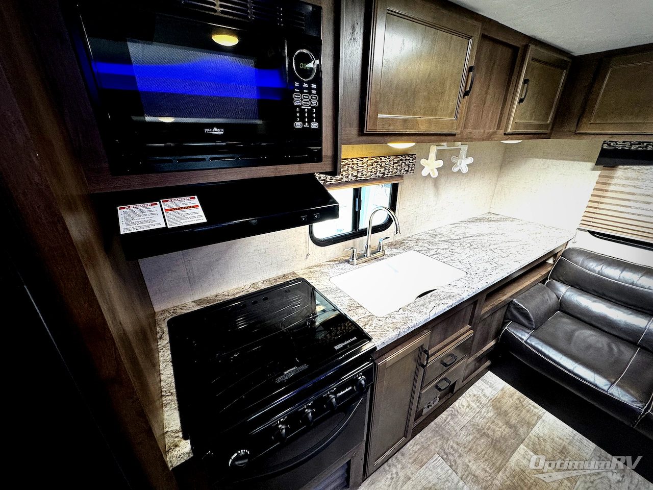 2017 KZ Connect C241RLK Photo 9