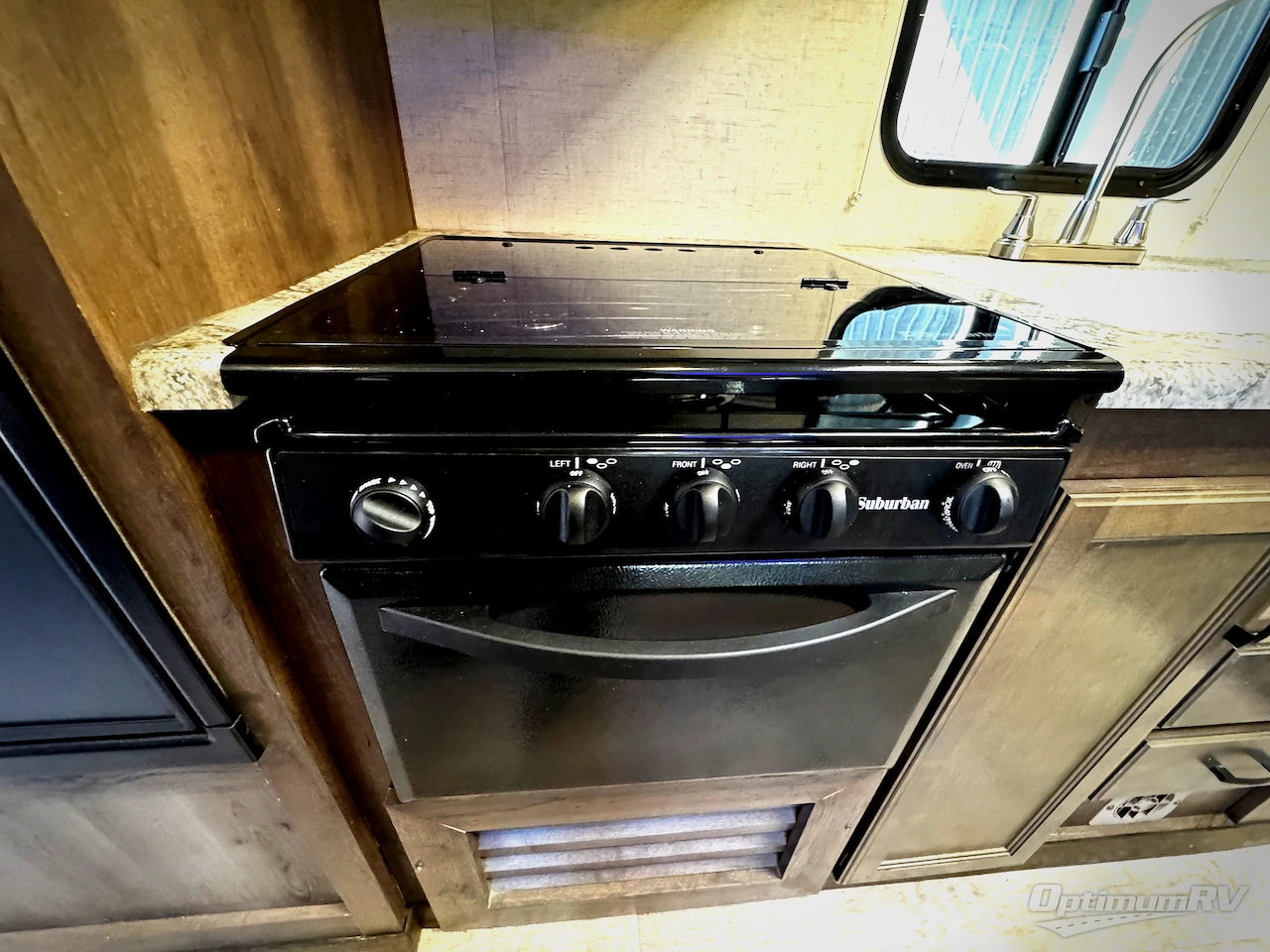 2017 KZ Connect C241RLK Photo 10