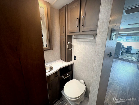 2023 Thor Hurricane 34R RV Photo 4