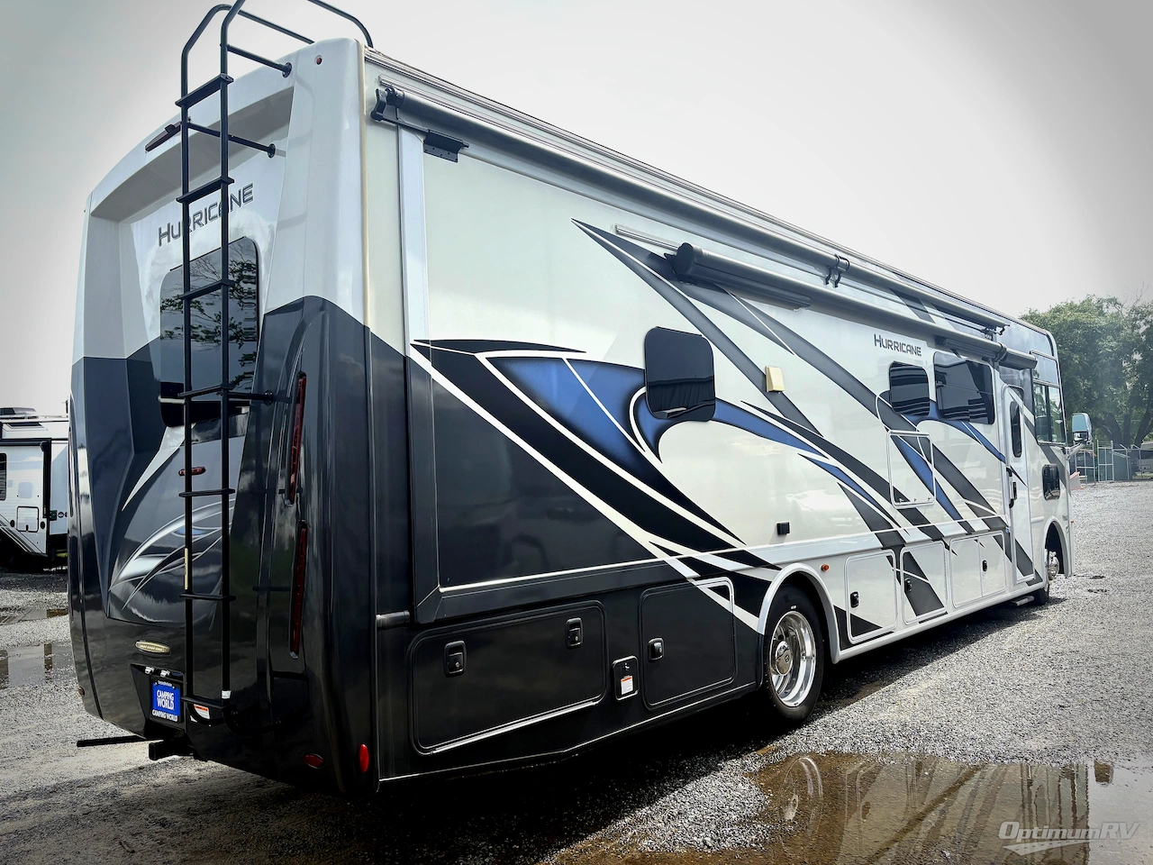 2023 Thor Hurricane 34R Photo 2