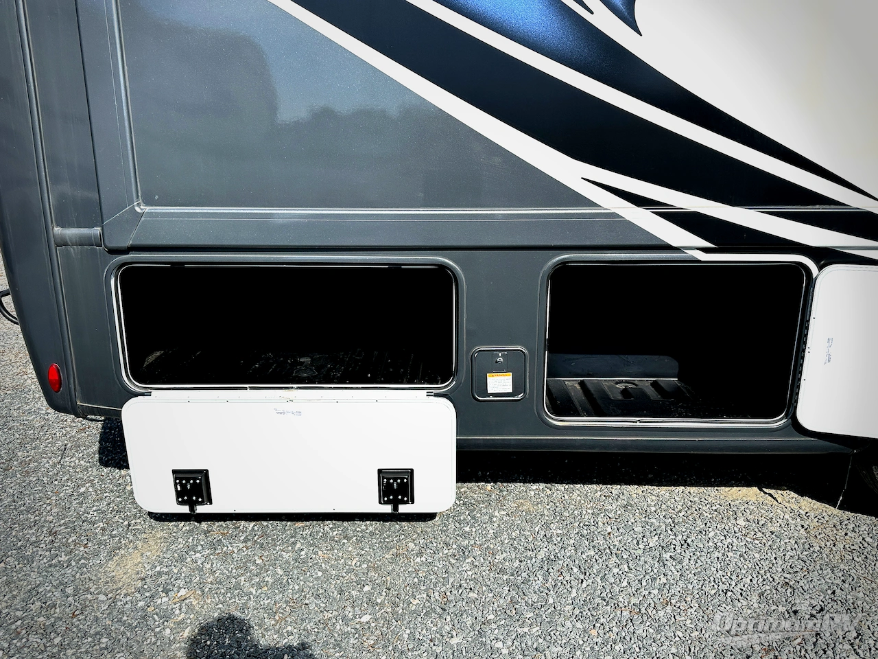 2023 Thor Hurricane 34R Photo 25