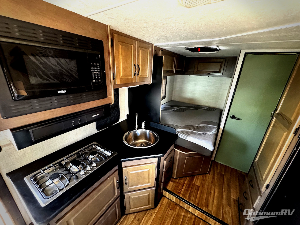 2020 Thor Majestic 23A Photo 11