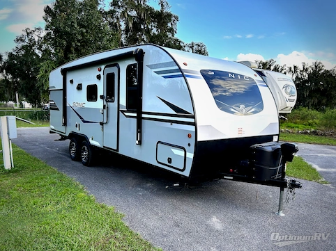 Used 2022 Venture Sonic SN220VRB Featured Photo