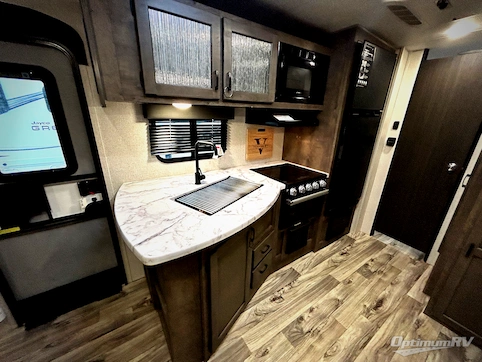 2022 Venture Sonic SN220VRB RV Photo 3